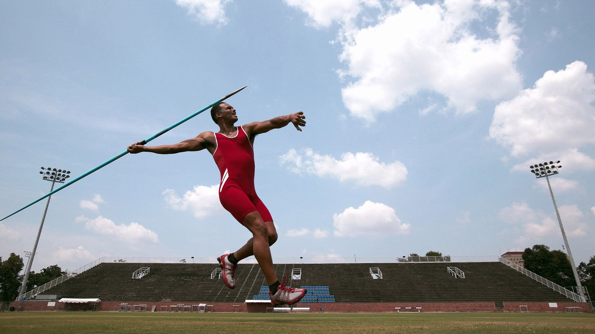 世界杯2026-浓眉接管比赛，国王提前终结悬念，季后赛的权杖交接