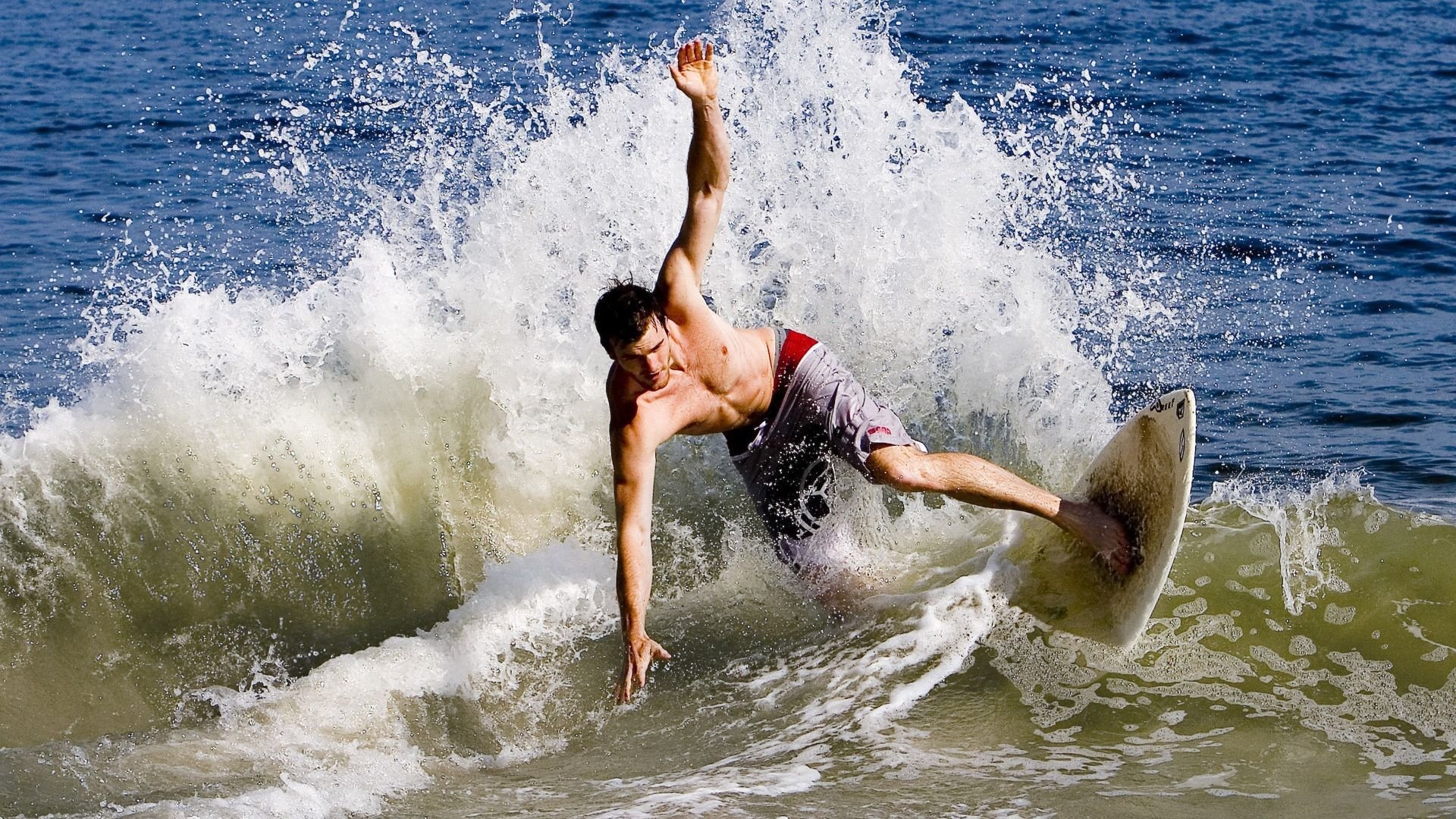 开云体育官网-绝杀之夜，猛龙与步行者抢七战中的文明暗流与历史回响