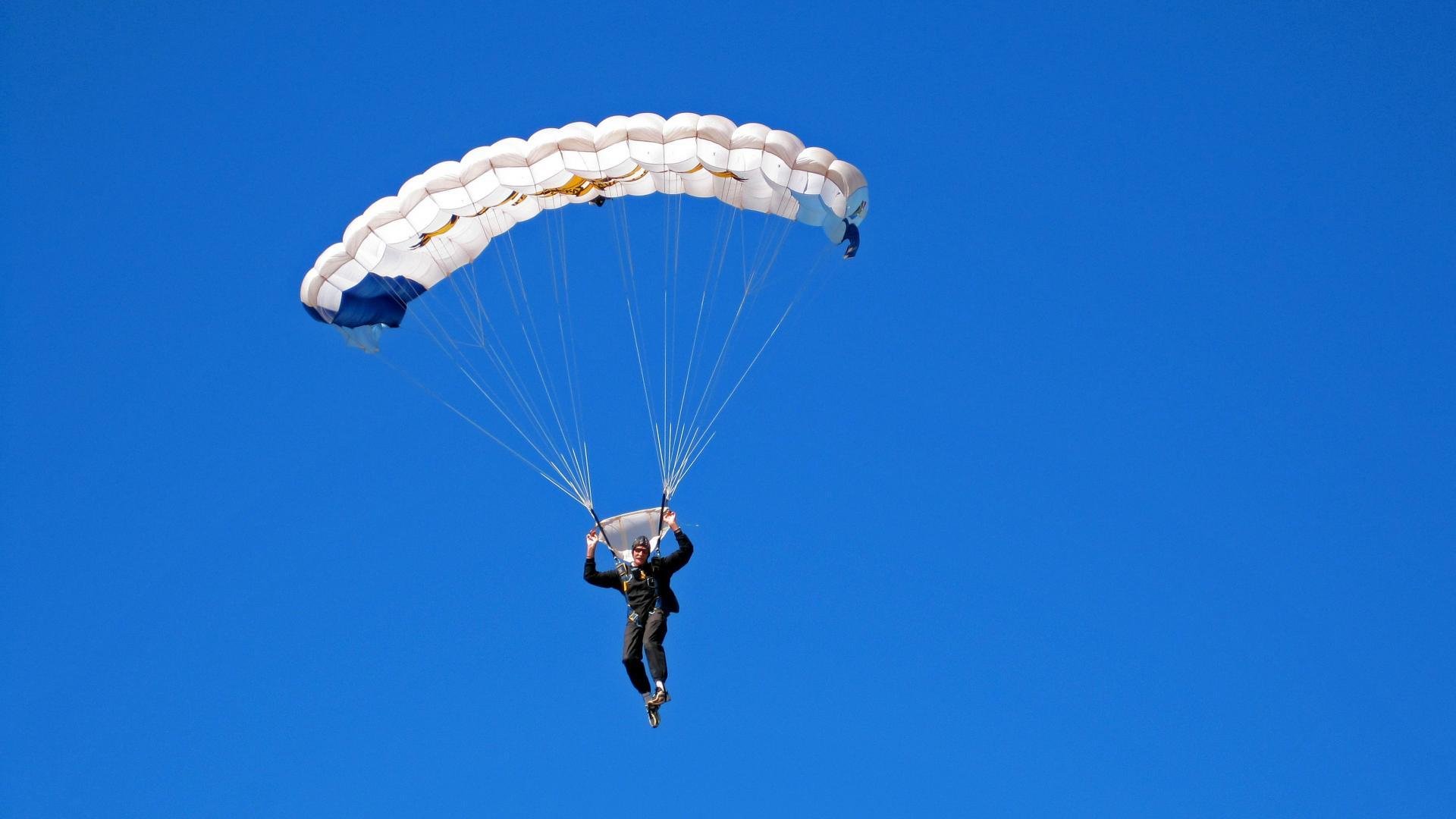 阿什拉夫爆发，当足球成为勒沃库森封锁土耳其的终极武器